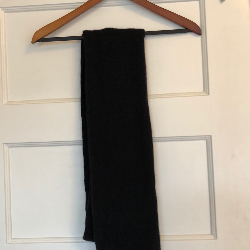 Club Monaco cashmere scarf